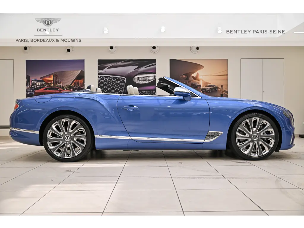 Image for 2021 Continental GTC Mulliner V8 at position 5