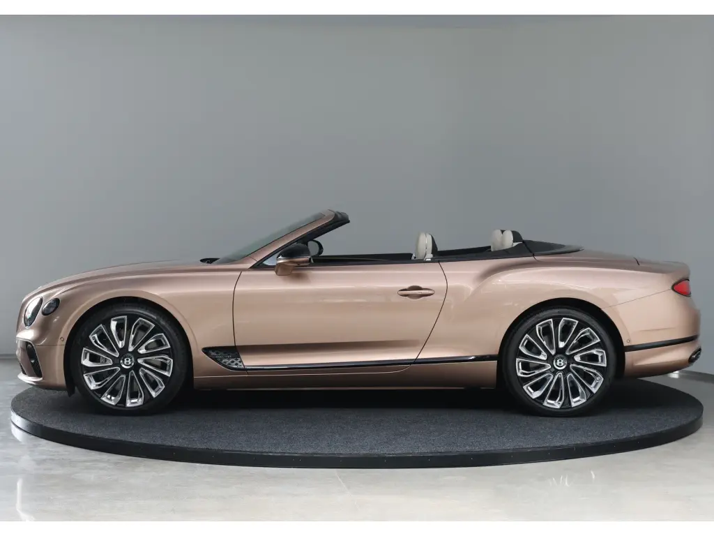 Image for 2023 Continental GTC Mulliner V8 at position 5