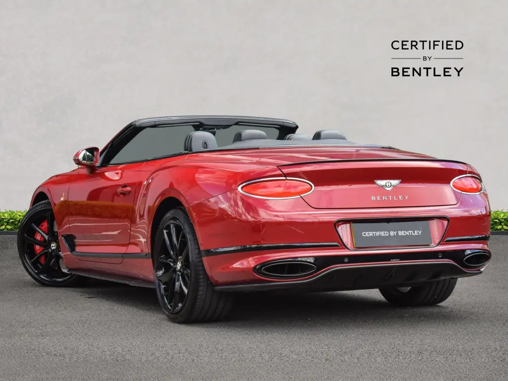Image for 2020 Continental GTC Mulliner W12 at position 3