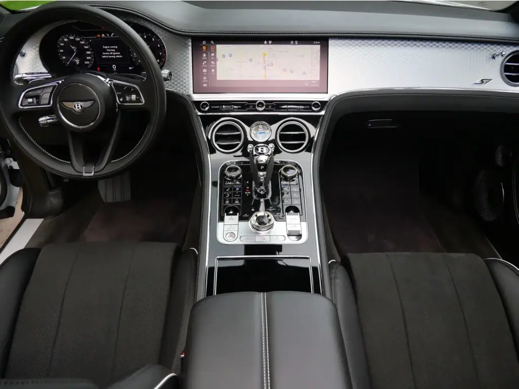 Image for 2023 Continental GTC S V8 at position 4