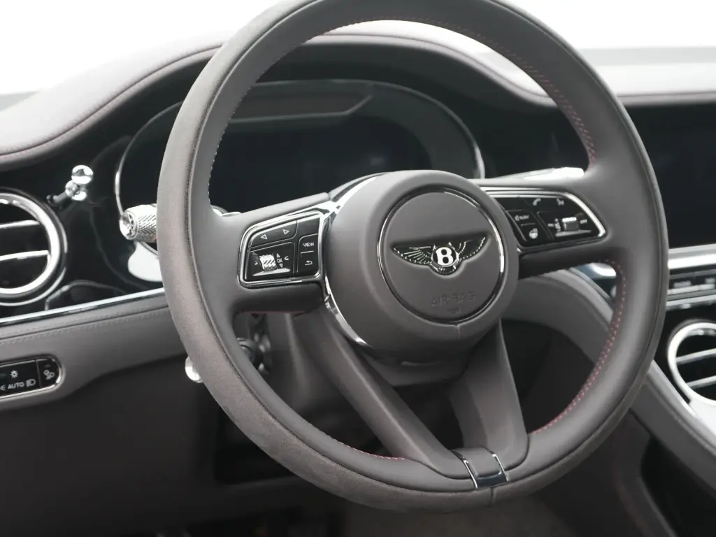 Image for 2023 Continental GTC S V8 at position 2