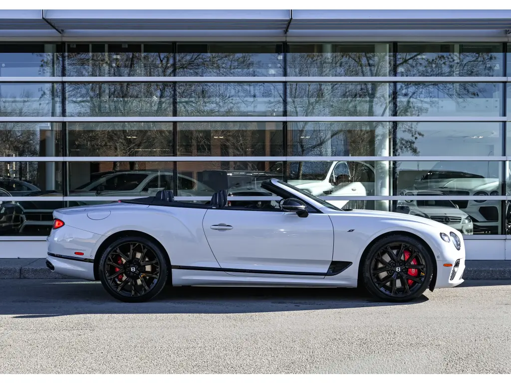 Image for 2024 Continental GTC S V8 at position 5
