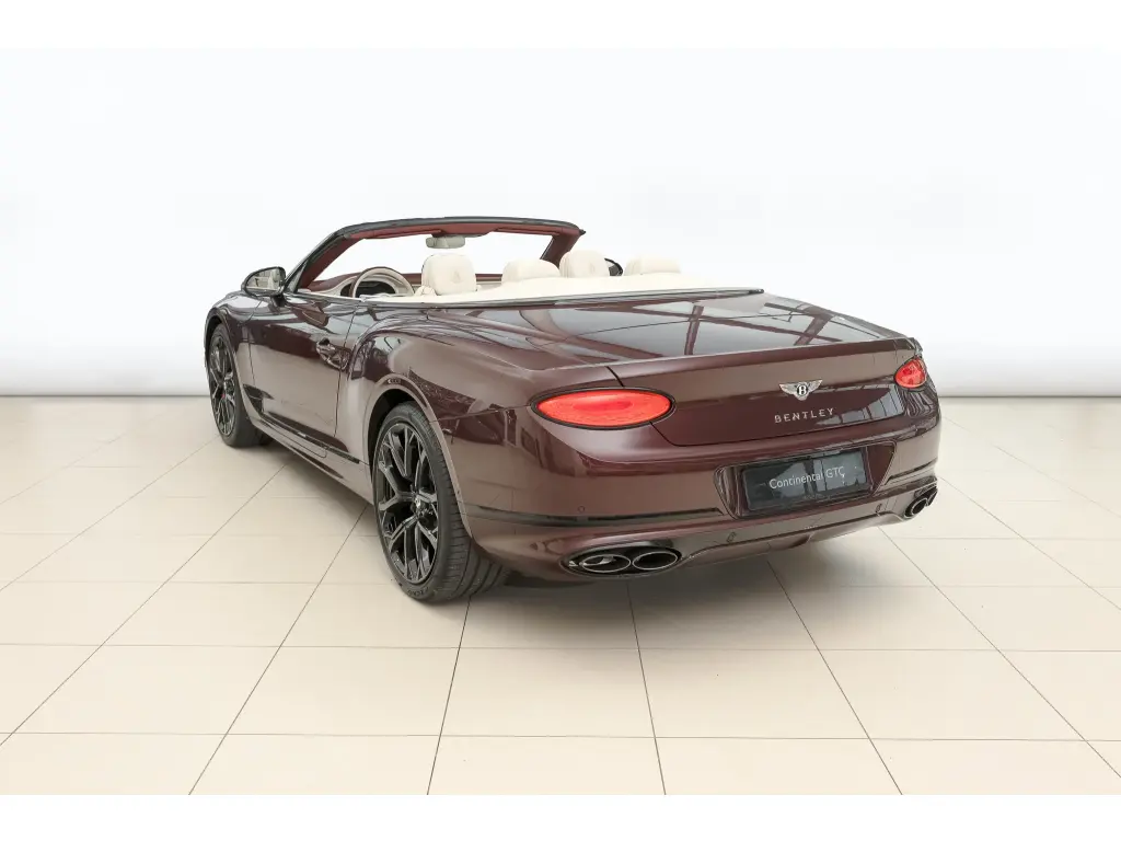 Image for 2024 Continental GTC S V8 at position 3