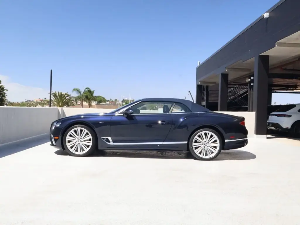 Image for 2022 Continental GTC Speed W12 at position 5