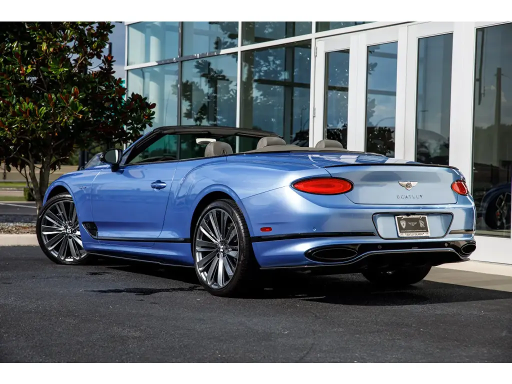Image for 2022 Continental GTC Speed W12 at position 3