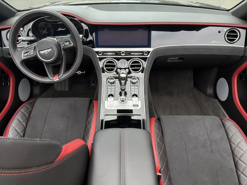 Image for 2022 Continental GTC Speed W12 at position 4