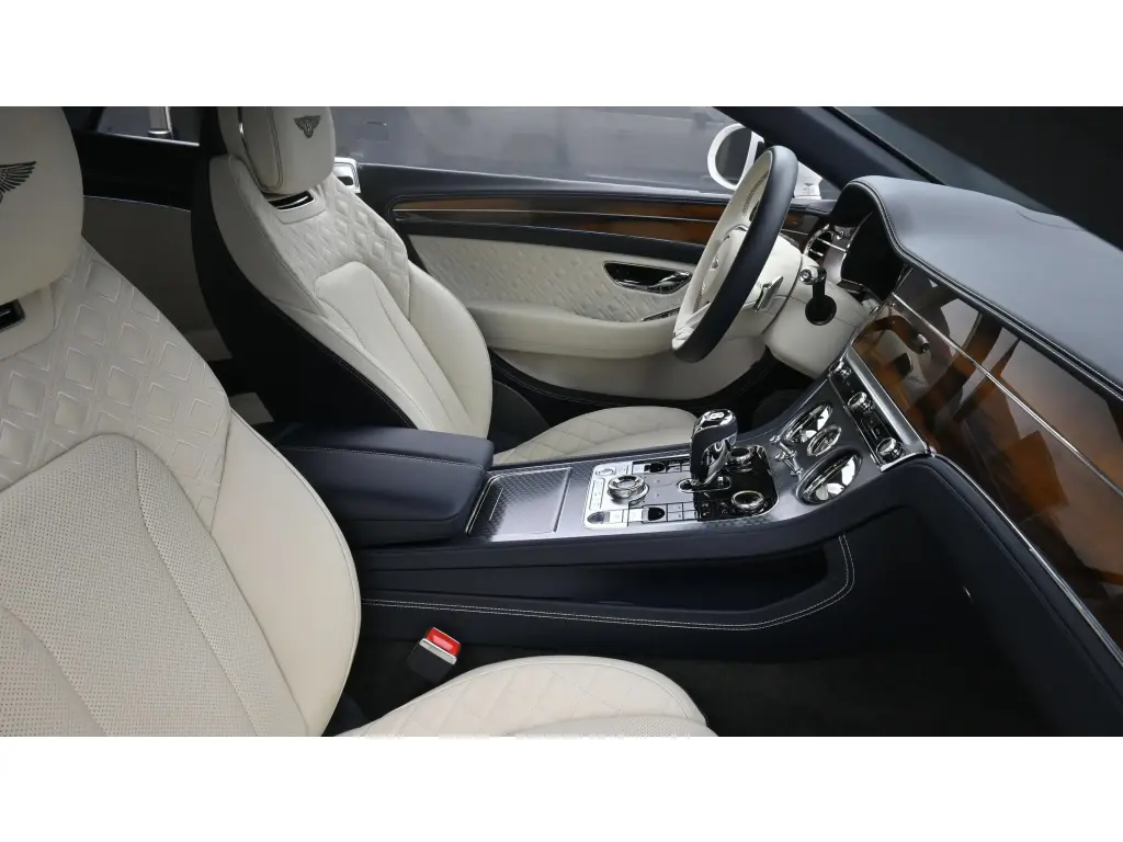 Image for 2022 Continental GTC Speed W12 at position 2