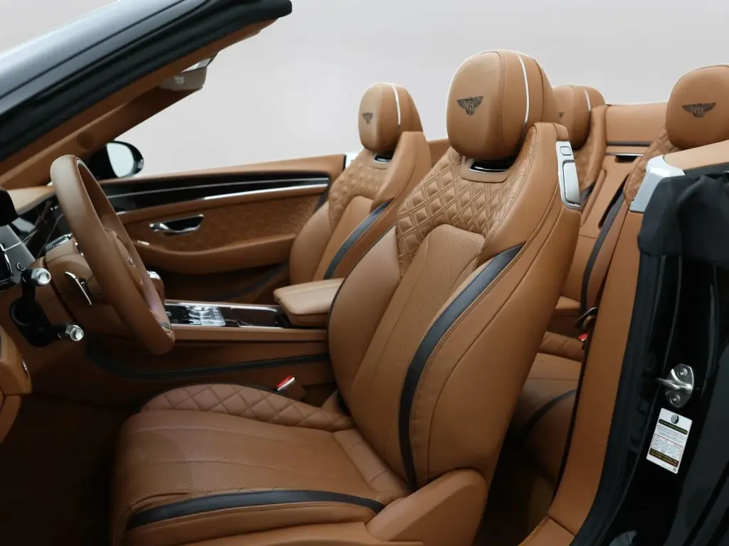 Image for 2022 Continental GTC Speed W12 at position 2