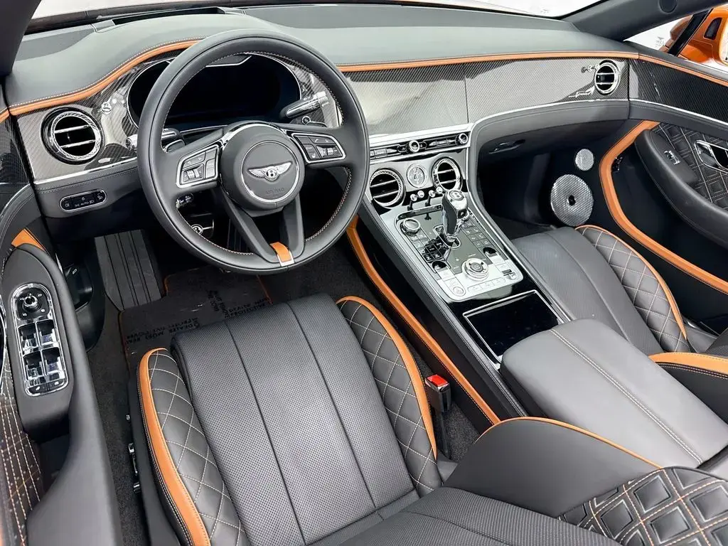 Image for 2023 Continental GTC Speed W12 at position 4