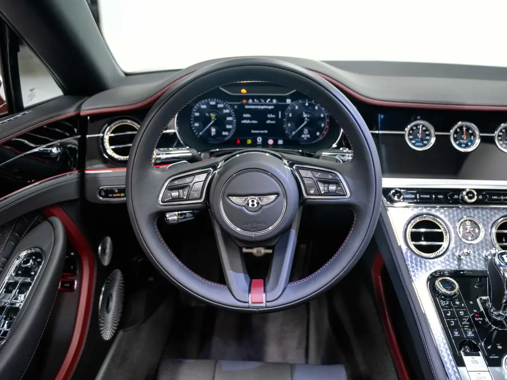 Image for 2023 Continental GTC Speed W12 at position 4