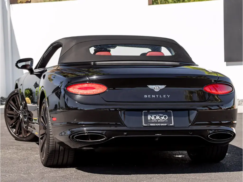 Image for 2024 Continental GTC Speed W12 at position 3