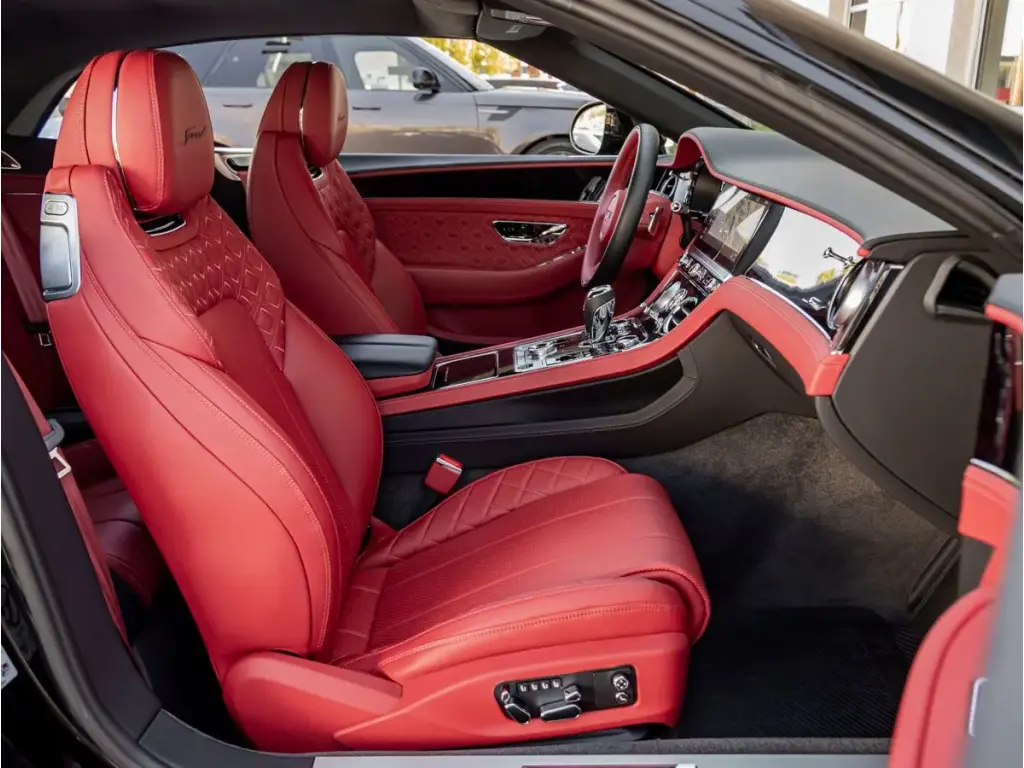 Image for 2024 Continental GTC Speed W12 at position 2