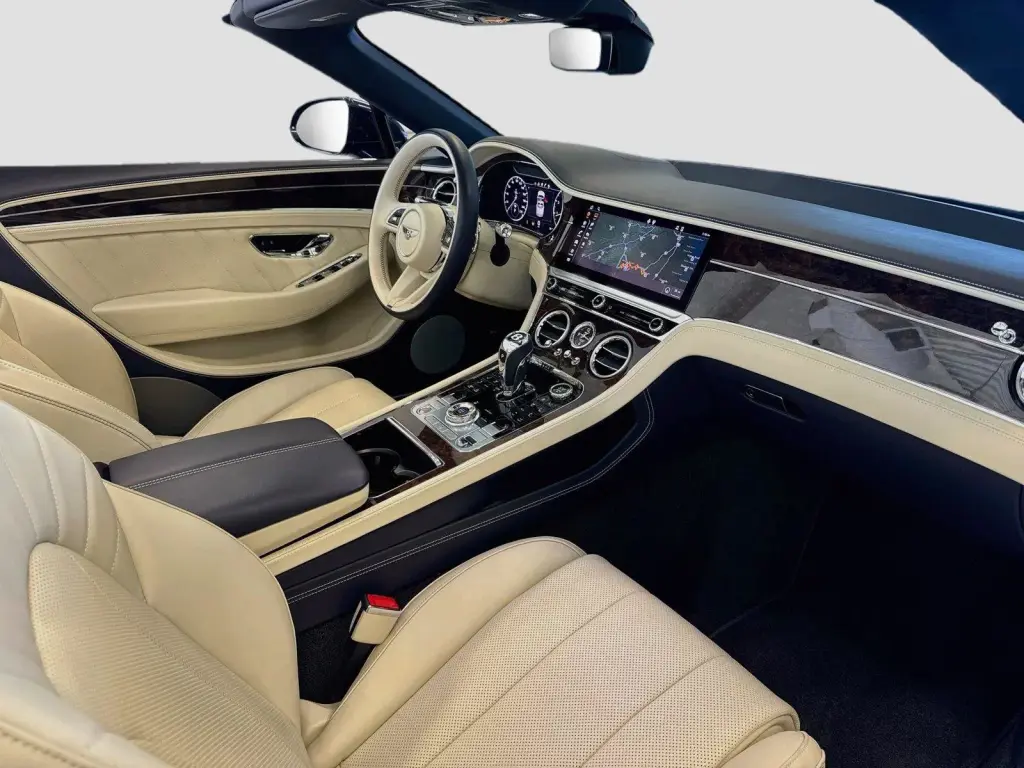 Image for 2024 Continental GTC V8 Edition 8 at position 2