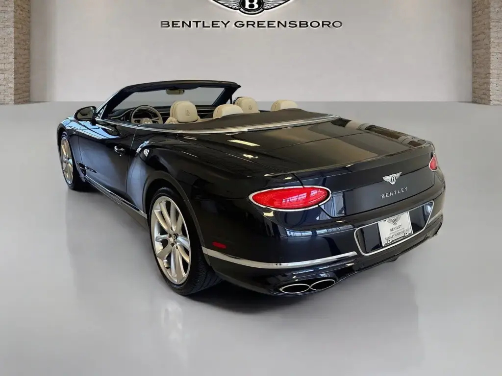 Image for 2024 Continental GTC V8 Edition 8 at position 3