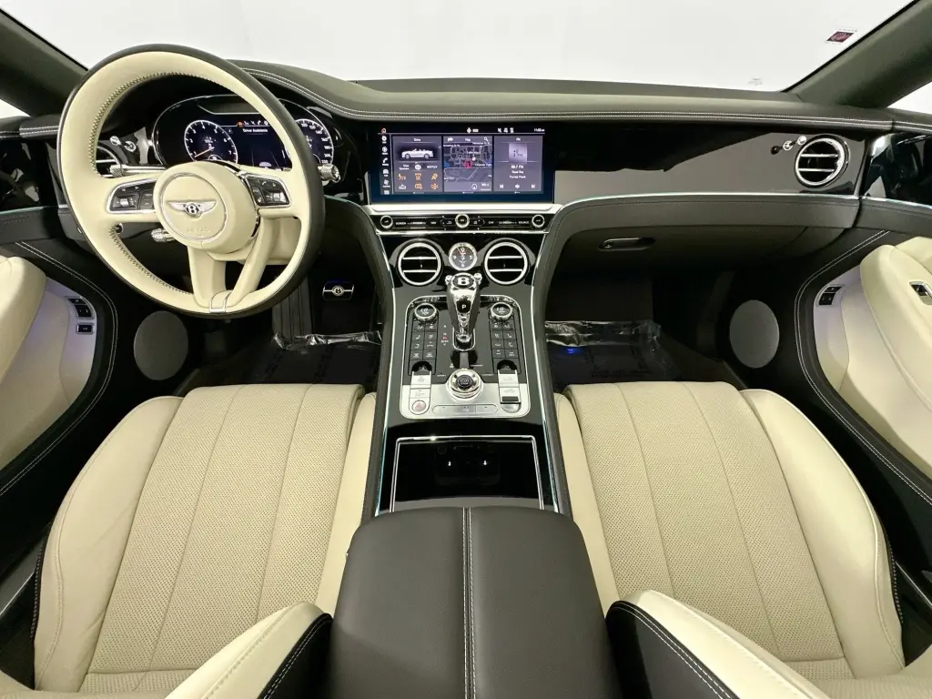 Image for 2024 Continental GTC V8 Edition 8 at position 4