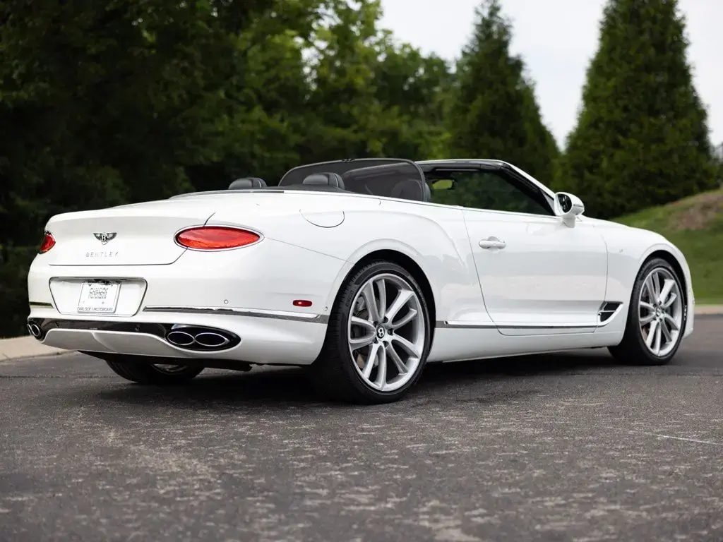 Image for 2021 Continental GTC V8 at position 3