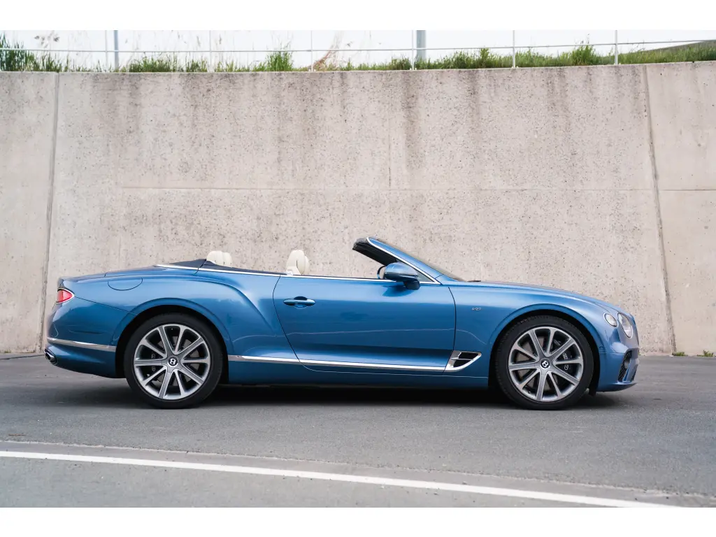 Image for 2021 Continental GTC V8 at position 5