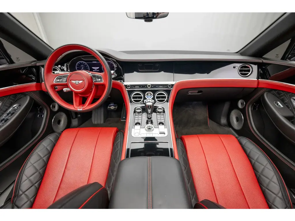 Image for 2022 Continental GTC V8 at position 4