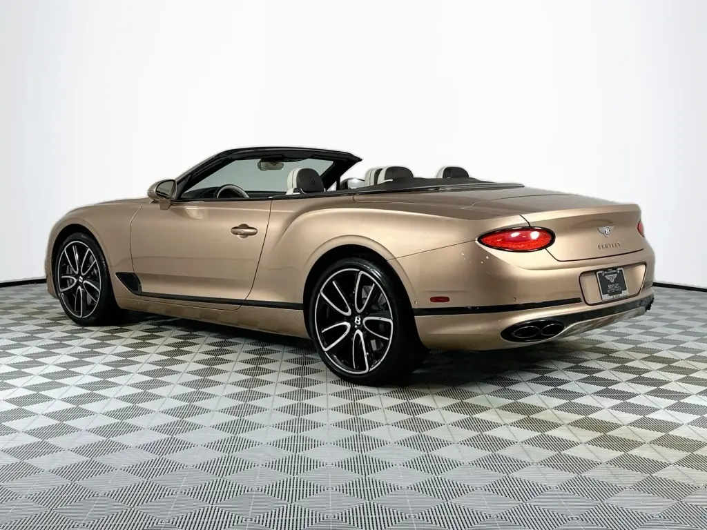 Image for 2022 Continental GTC V8 at position 3