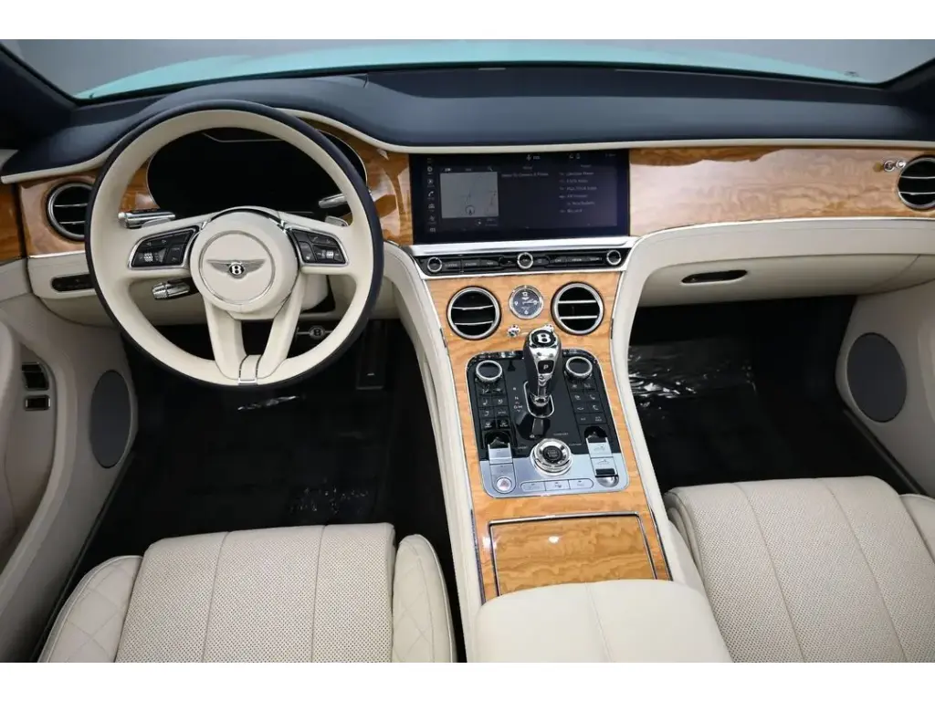 Image for 2022 Continental GTC V8 at position 4