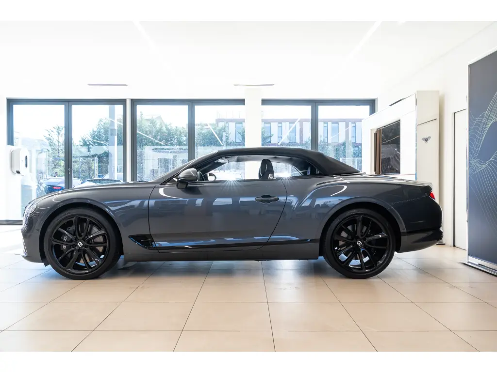 Image for 2022 Continental GTC V8 at position 5