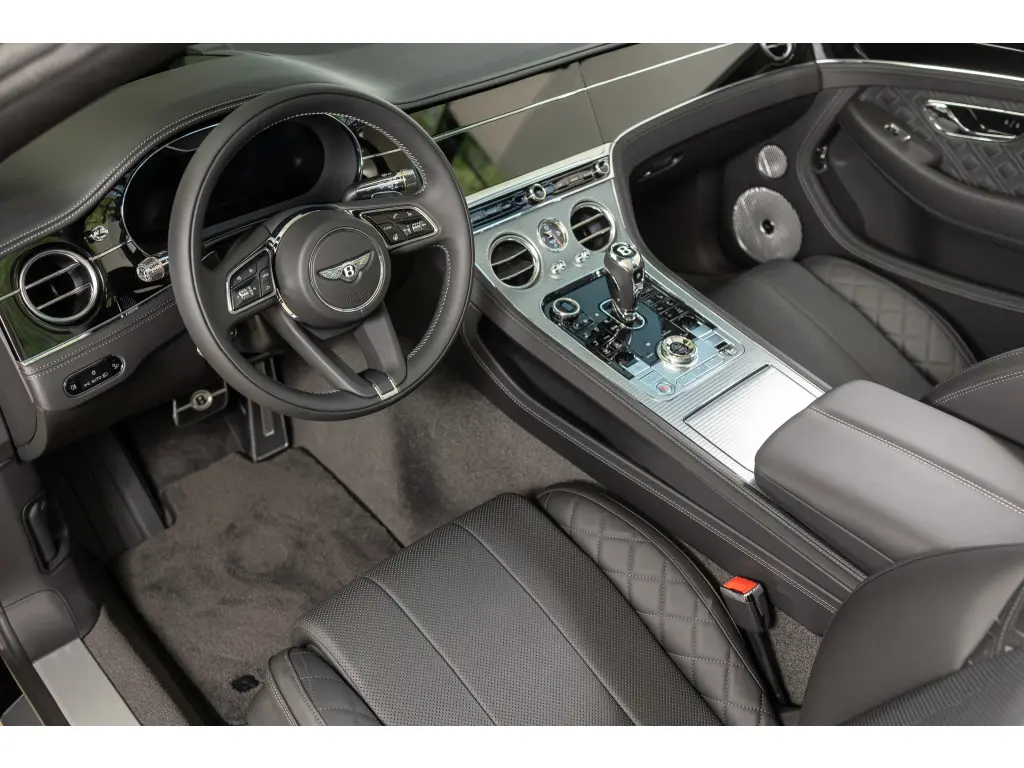 Image for 2022 Continental GTC V8 at position 2