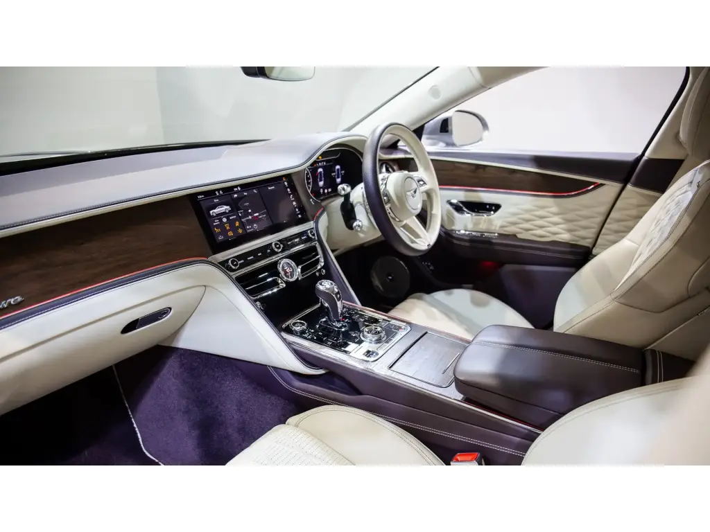 Image for 2022 Flying Spur Azure V6 Hybrid at position 2