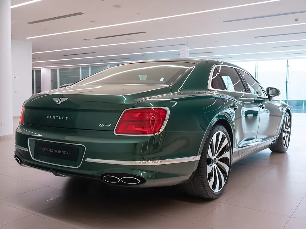 Image for 2023 Flying Spur Azure V6 Hybrid at position 3