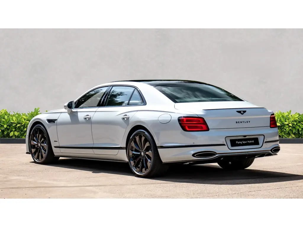 Image for 2026 Flying Spur Azure V8 Hybrid at position 3
