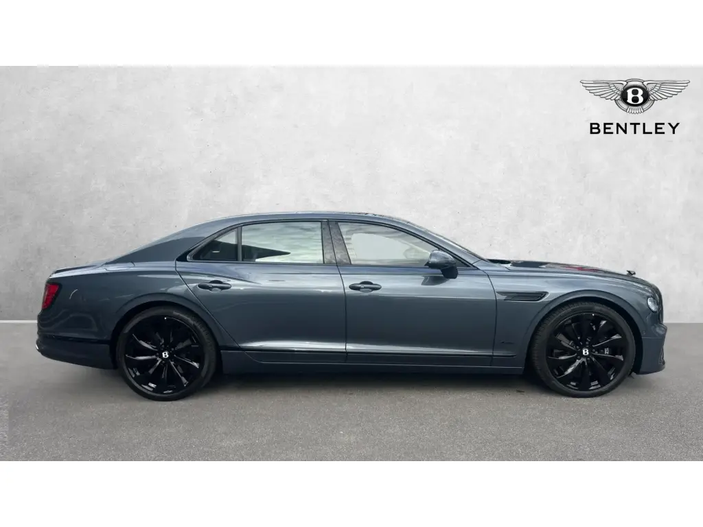 Image for 2026 Flying Spur Azure V8 Hybrid at position 5