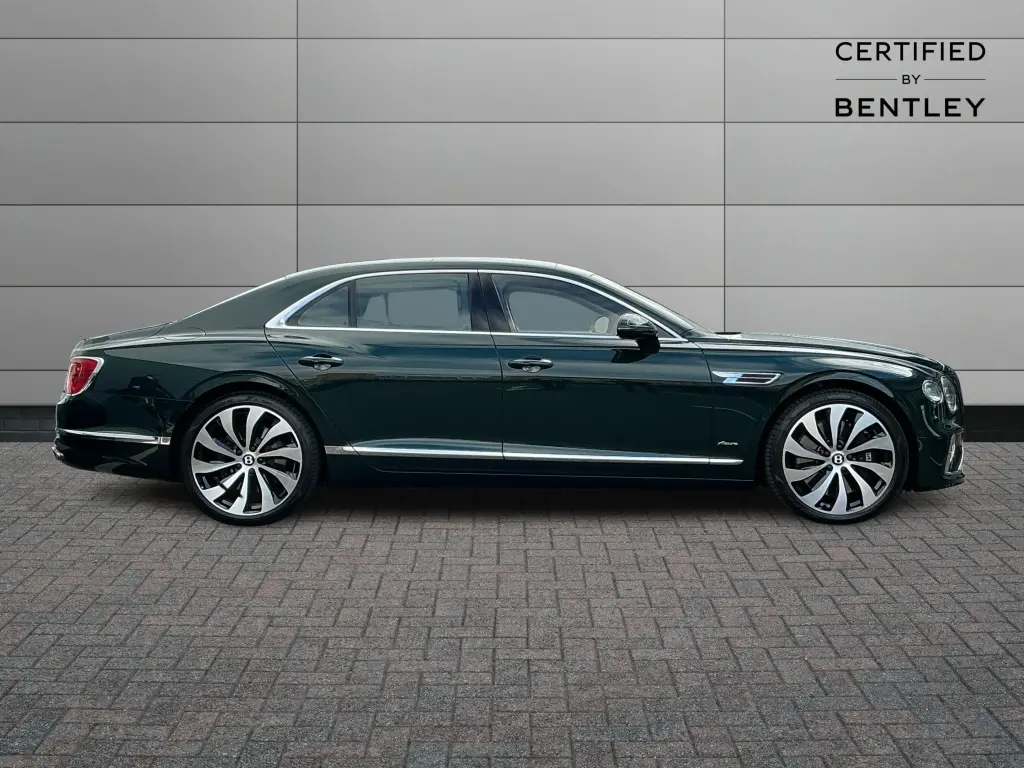 Image for 2026 Flying Spur Azure V8 Hybrid at position 5