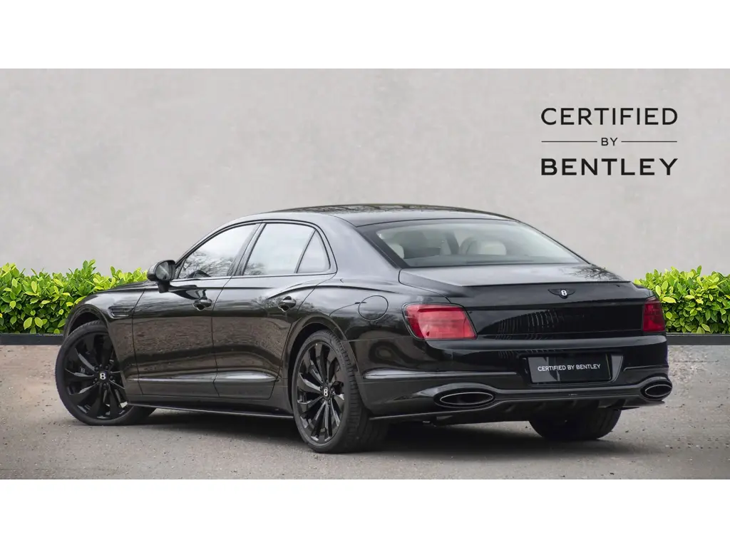 Image for 2026 Flying Spur Azure V8 Hybrid at position 3
