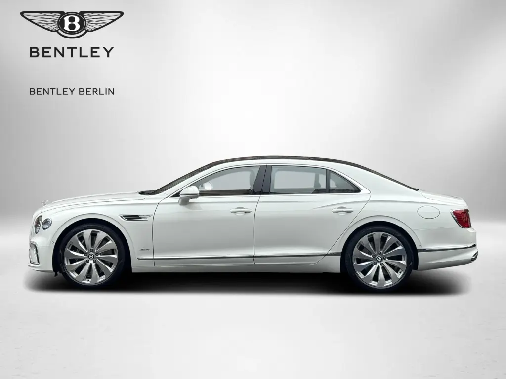Image for 2026 Flying Spur Azure V8 Hybrid at position 5