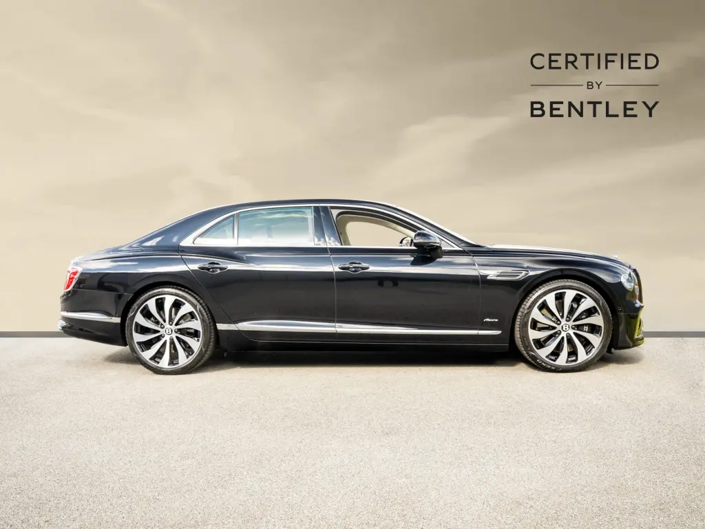 Image for 2026 Flying Spur Azure V8 Hybrid at position 5