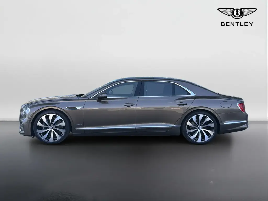 Image for 2026 Flying Spur Azure V8 Hybrid at position 5