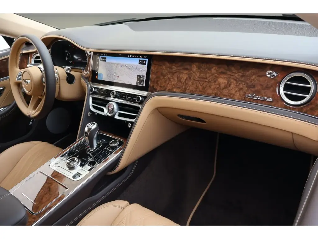 Image for 2026 Flying Spur Azure V8 Hybrid at position 2