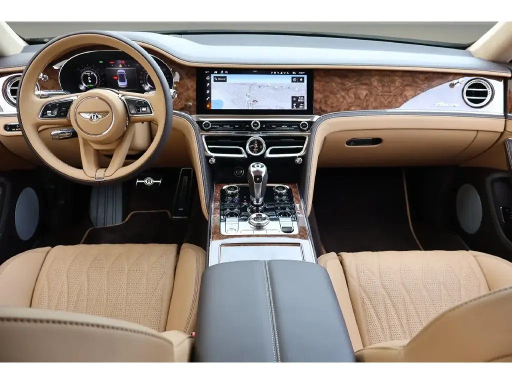 Image for 2026 Flying Spur Azure V8 Hybrid at position 4