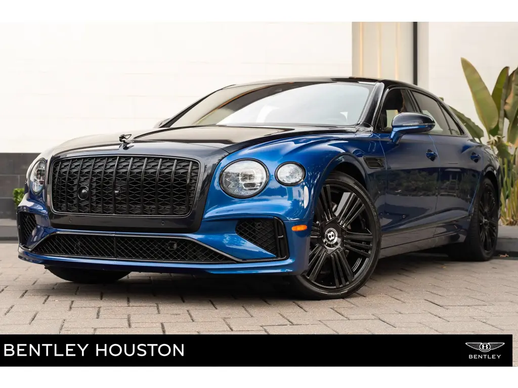 2026 Bentley Flying Spur Azure V8 Hybrid