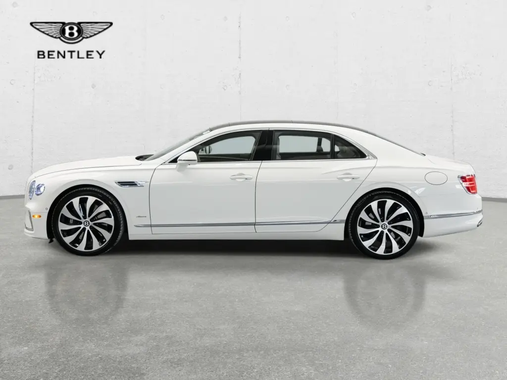 Image for 2026 Flying Spur Azure V8 Hybrid at position 5