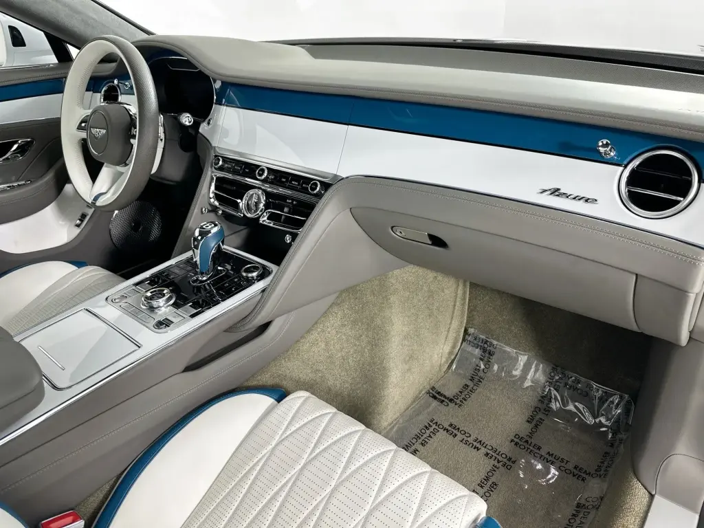 Image for 2023 Flying Spur Azure V8 at position 2