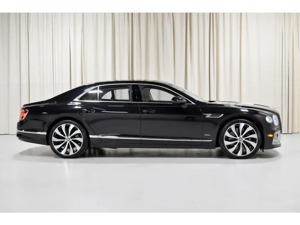 Image for 2023 Flying Spur Azure V8 at position 5