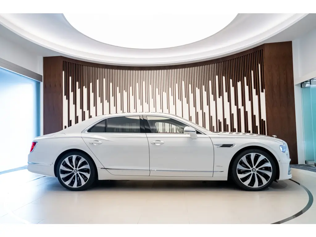 Image for 2023 Flying Spur Azure V8 at position 5