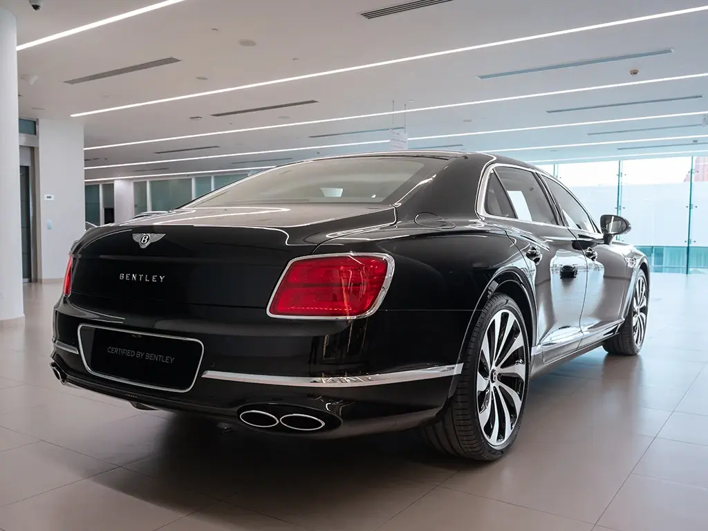 Image for 2024 Flying Spur Azure V8 at position 3