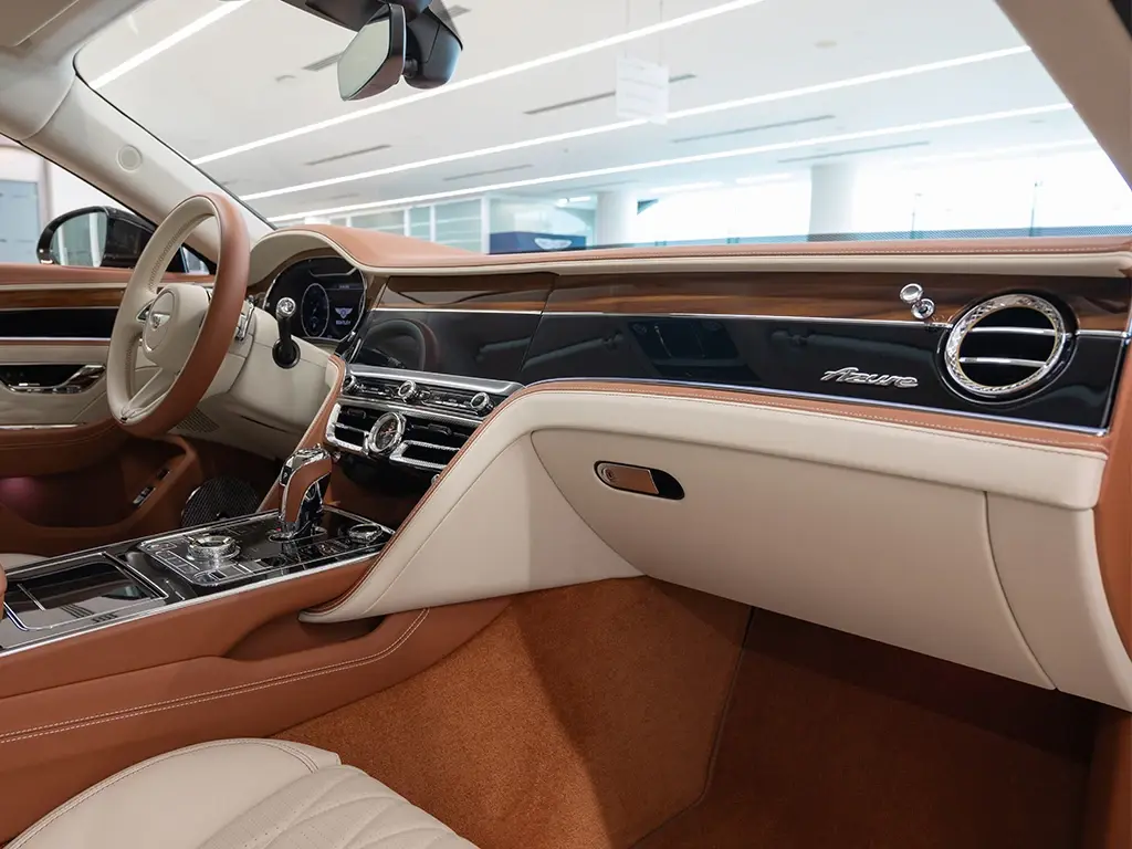 Image for 2024 Flying Spur Azure V8 at position 2