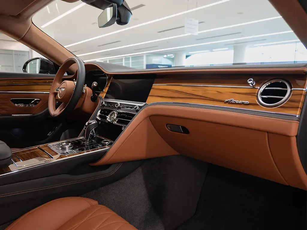 Image for 2024 Flying Spur Azure V8 at position 2