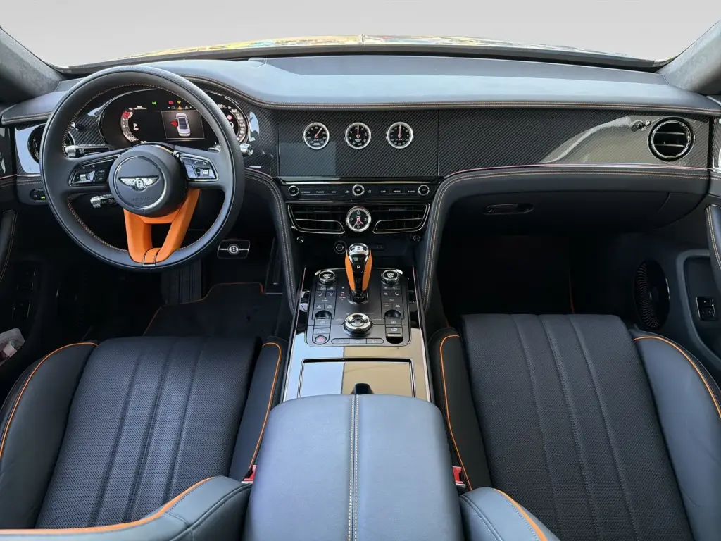 Image for 2025 Flying Spur Black Edition V8 Hybrid at position 4