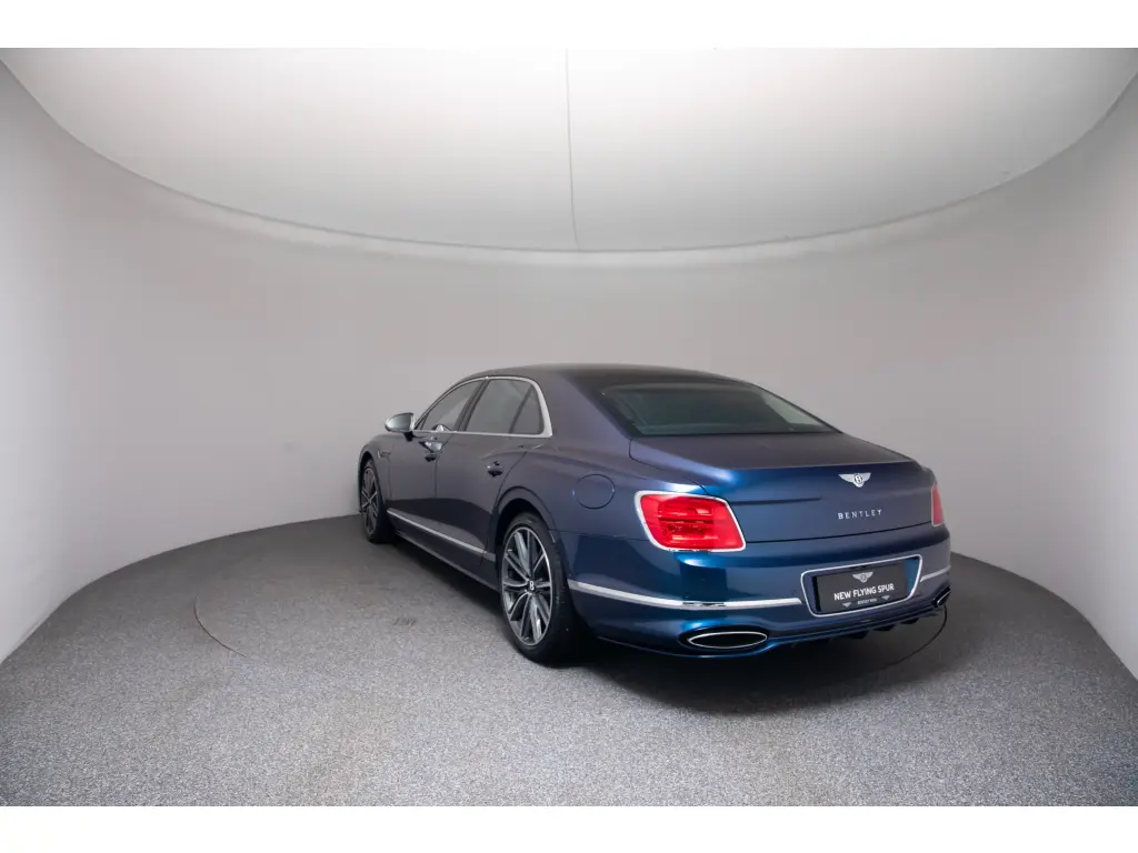 Image for 2025 Flying Spur Mulliner V8 Hybrid at position 3