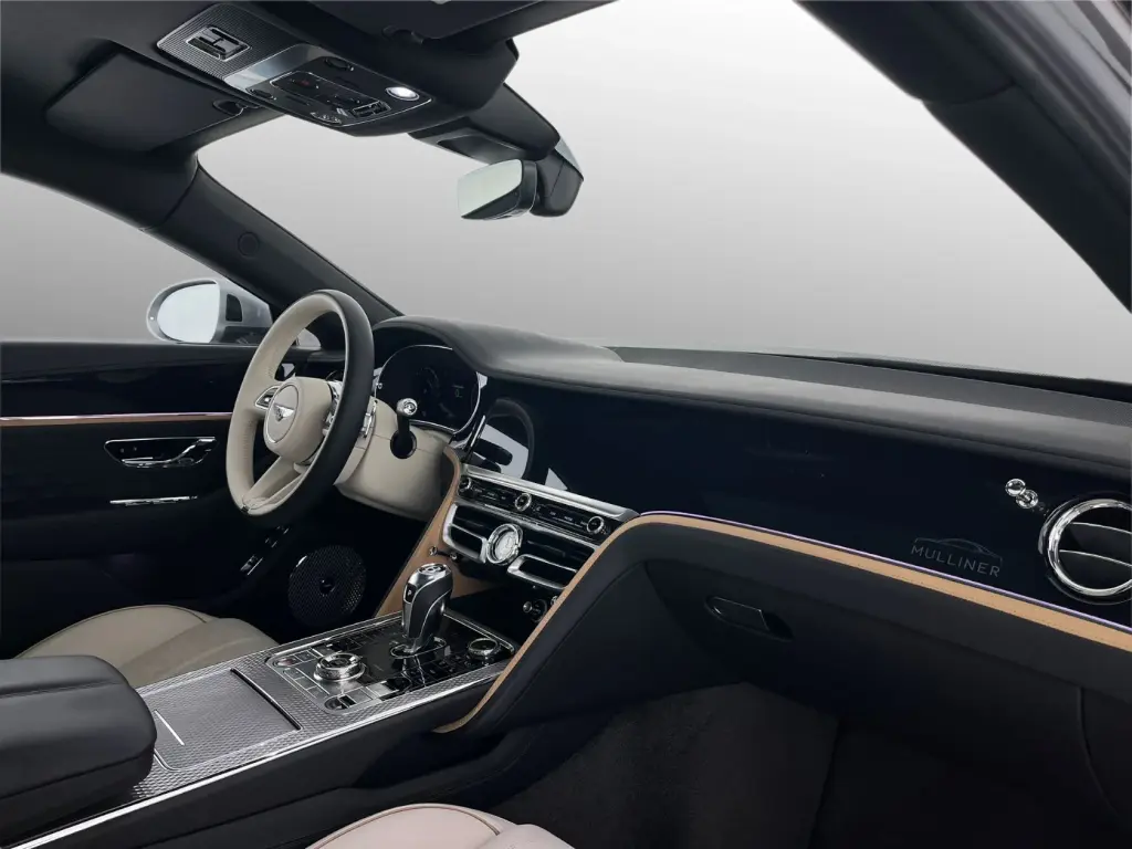 Image for 2025 Flying Spur Mulliner V8 Hybrid at position 2