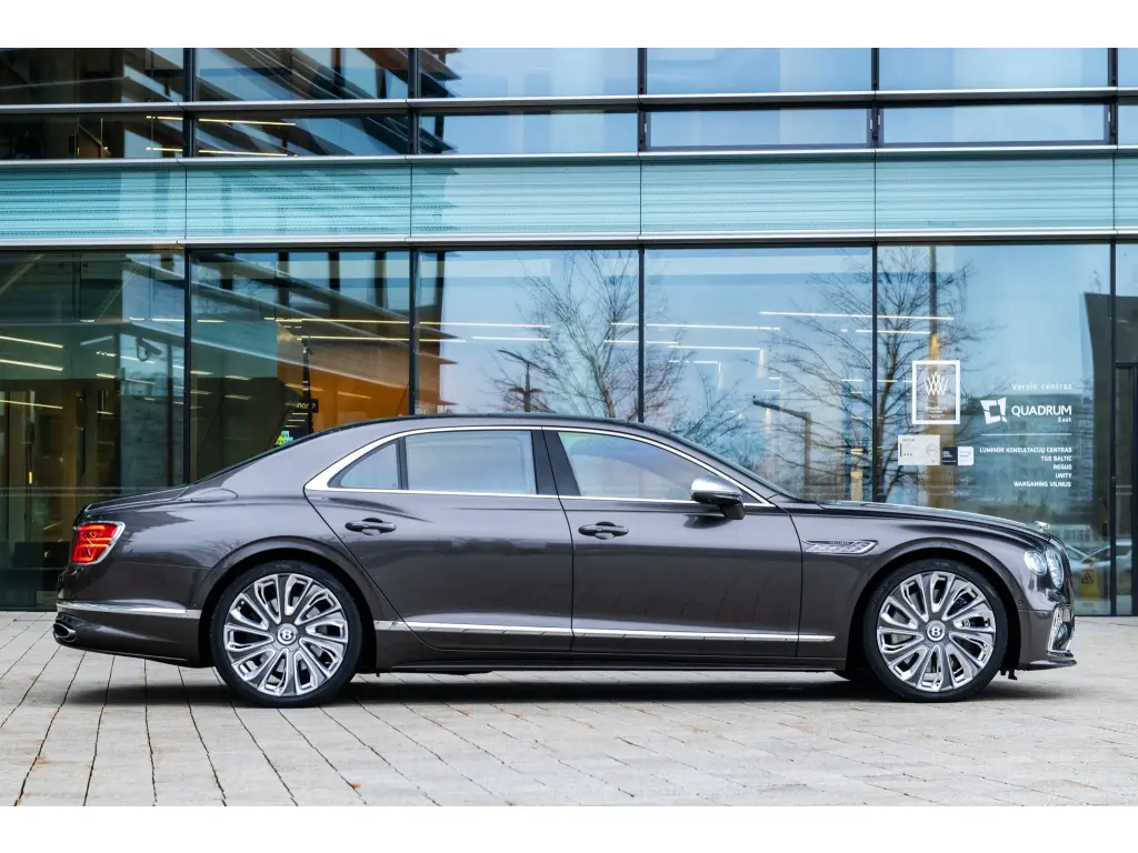 Image for 2025 Flying Spur Mulliner V8 Hybrid at position 5