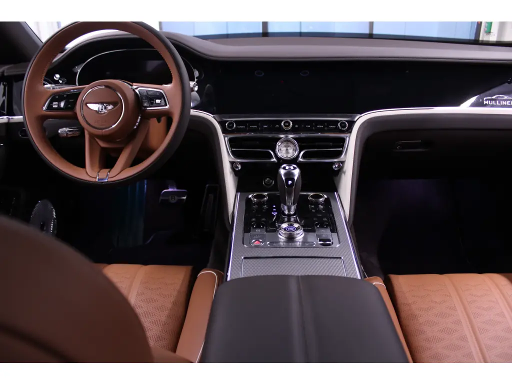 Image for 2025 Flying Spur Mulliner V8 Hybrid at position 4